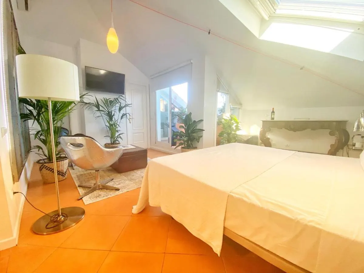 Molo 44 suites Puerto Banús Marbella 4*,