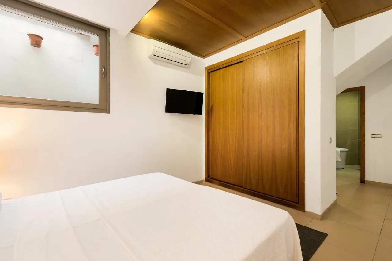 Molo 44 suites Puerto Banús Marbella Pensión