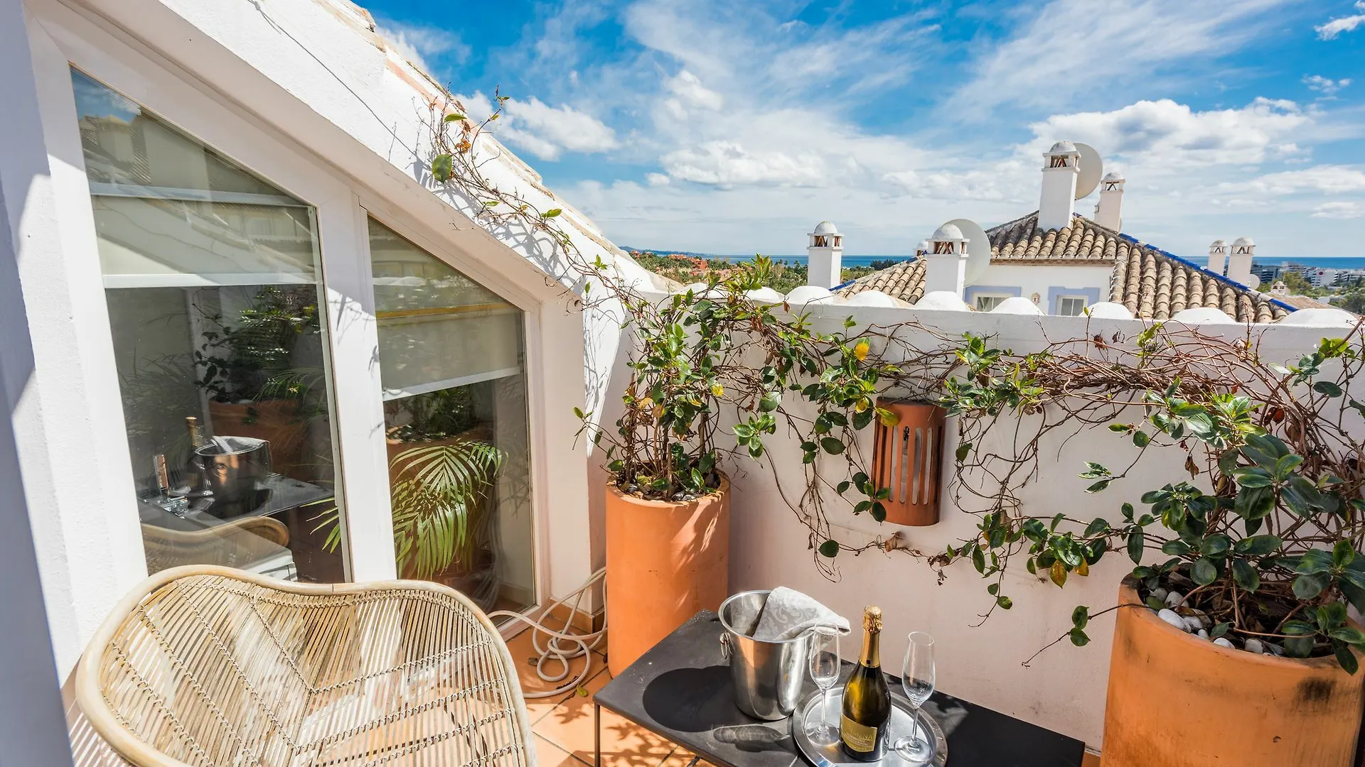 Molo 44 suites Puerto Banús Marbella